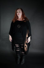 Load image into Gallery viewer, Extra Long Kimono Sleeve Moon Phase Top