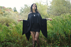 Edgy Poncho Capelet 