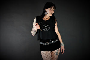 Wheel of the Year Witch Loose Cropped Tank Top