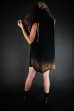 Load image into Gallery viewer, Mushroom Print Reversable Flowing Vest Black Sleeveless
