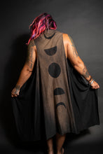Load image into Gallery viewer, Moon Phases Long Flowing Vest Black Sleeveless
